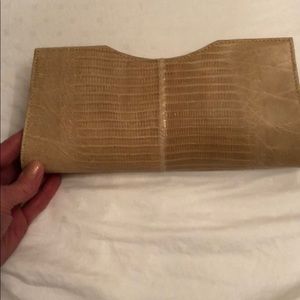Pristine beige Lizard clutch